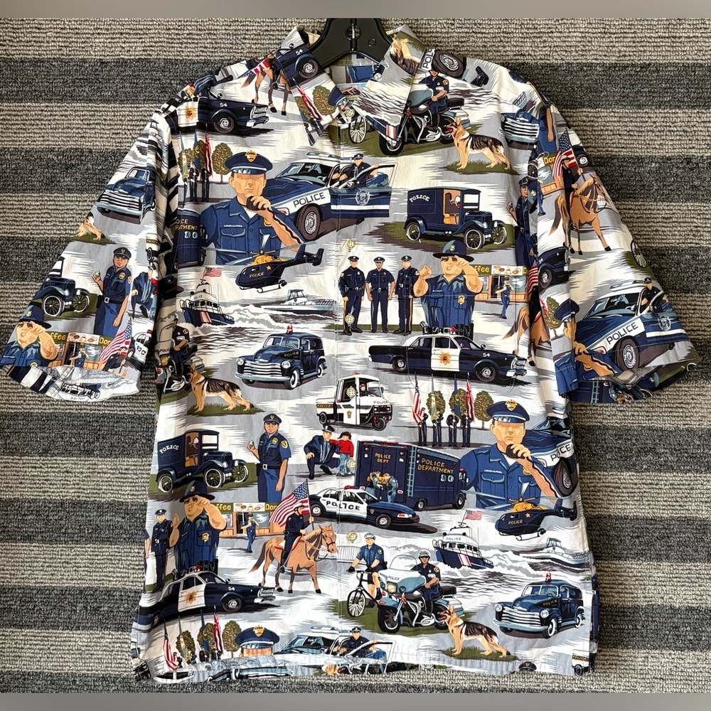 Vintage 90’s Reyn Spooner “America’s Finest” All Over Print Hawaiian Shirt M